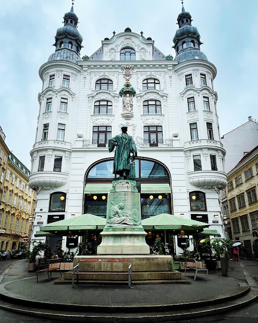 Vienna (2)